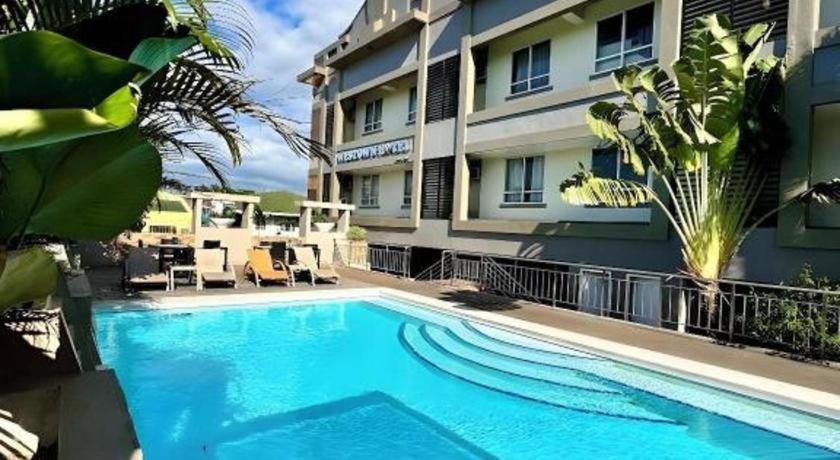 Mo2 Westown Hotel San Juan Bacolod Bagian luar foto
