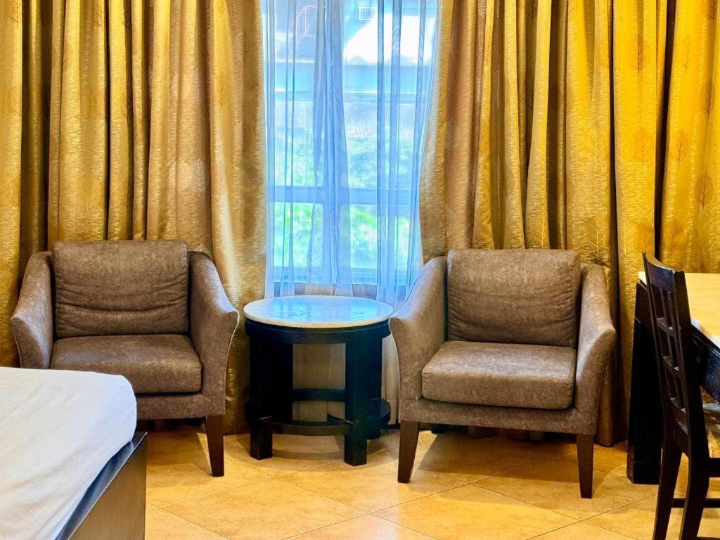 Mo2 Westown Hotel San Juan Bacolod Bagian luar foto